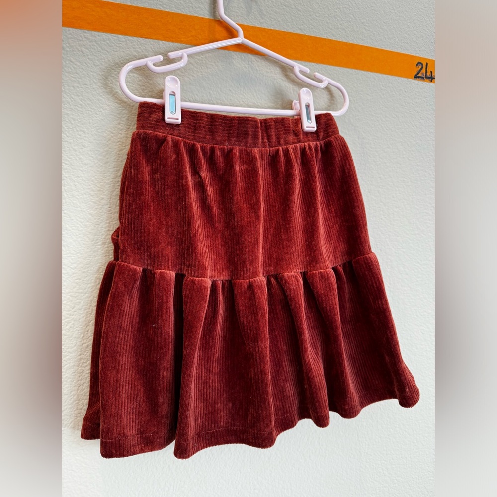 NWT Zara Girl velvet maroon/brown skirt, sz 6
